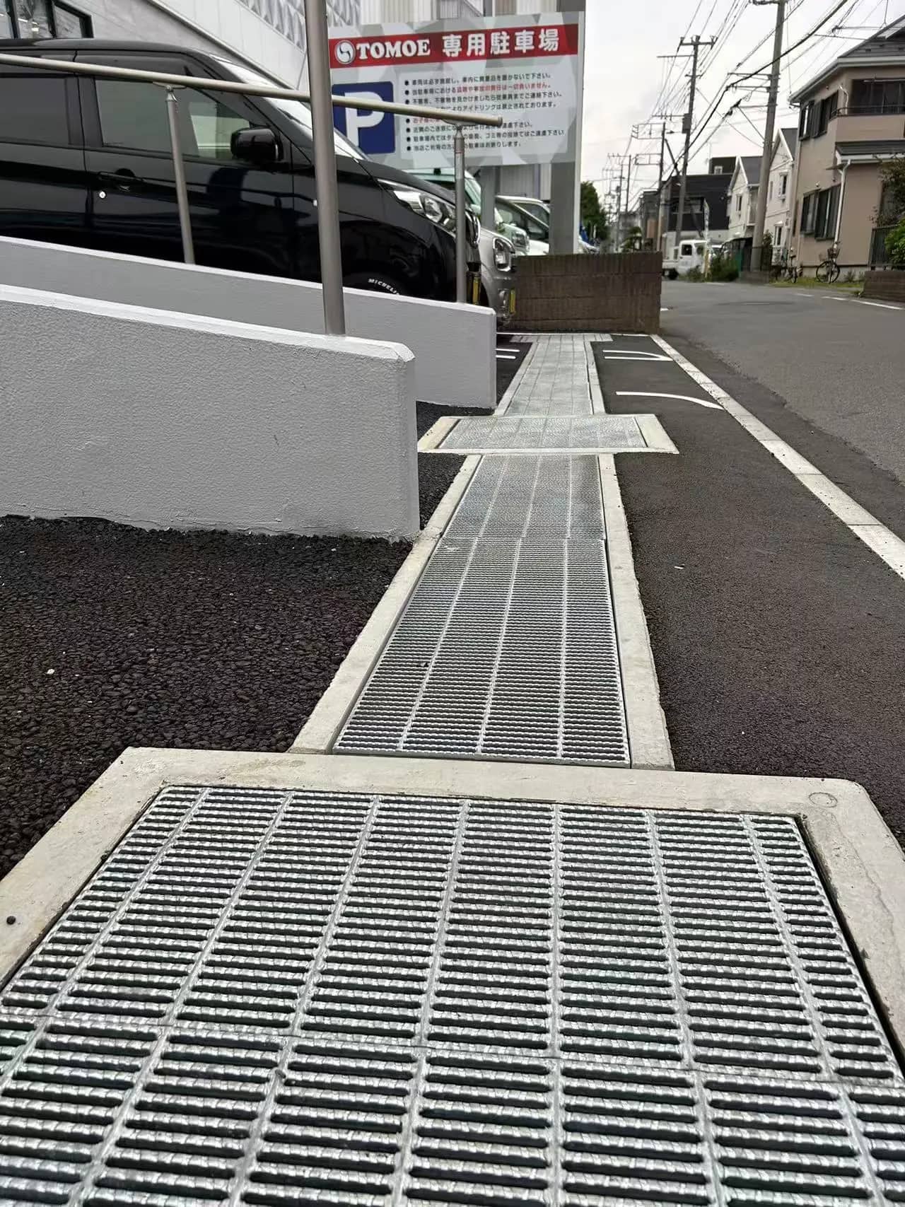 Analyse comparative entre la grille en acier spéciale pour parkings et la plaque d'acier ordinaire : choisissez la meilleure solution ! Analyse comparative entre la grille en acier spéciale pour parkings et la plaque d'acier ordinaire : choisissez la meilleure solution !