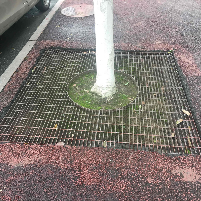 Comment la grille en acier pour puisard d'arbre contribue à améliorer la qualité des projets d'embellissement urbain