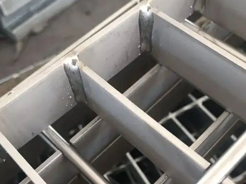 grille-de-sol-en-acier-inoxydable