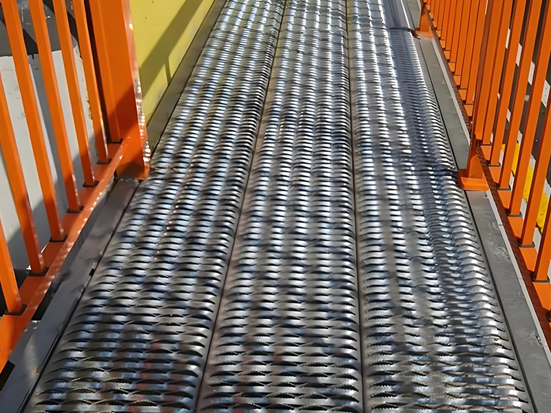 Grille de platelage structurale antidérapante