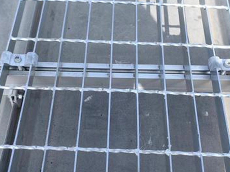 Application de clip de grille