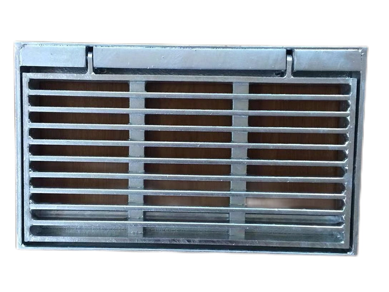 Grille de recouvrement de tranchée en acier