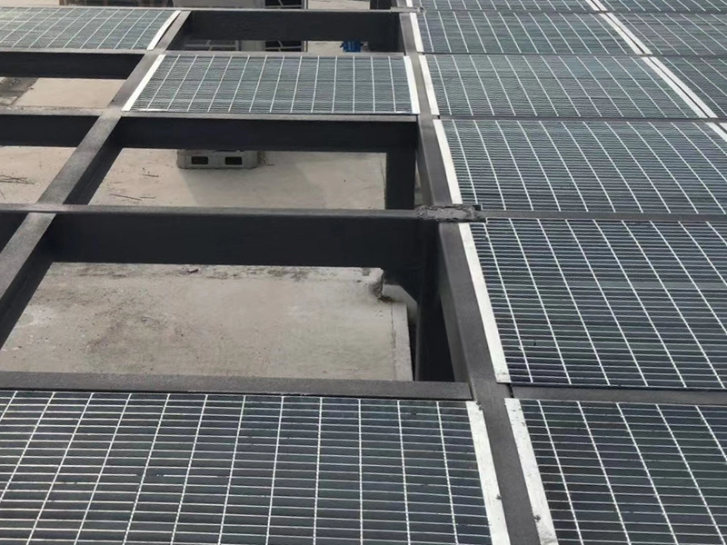 remplacement de toiture de bâtiment commercial