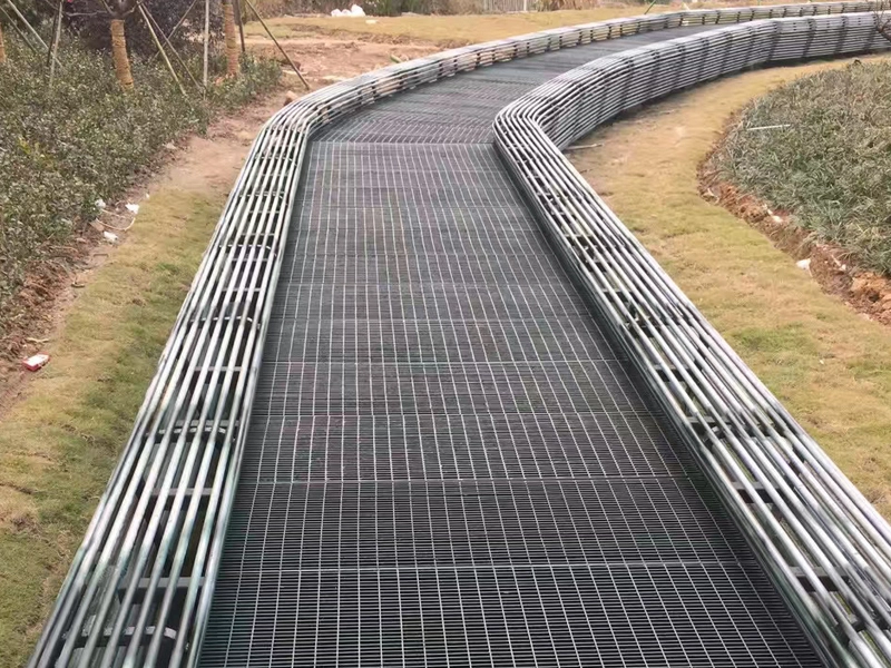 exportateur-de-grilles-en-acier
