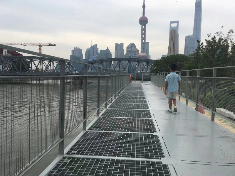 fabricants de grilles en acier