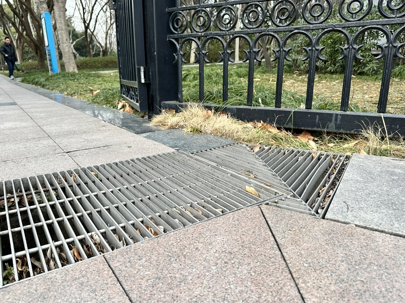 Produits de grille en acier